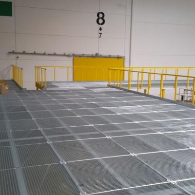 Fördertechnik - und Sorterbühne	Amazon France Logistique SAS Saran, Frankreich