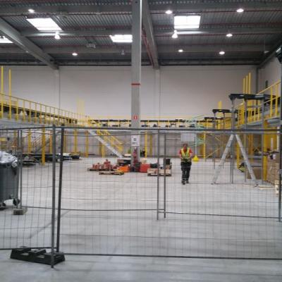 Fördertechnik - und Sorterbühne	Amazon France Logistique SAS Saran, Frankreich