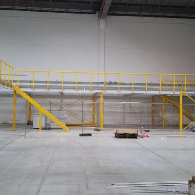 Fördertechnik - und Sorterbühne	Amazon France Logistique SAS Saran, Frankreich
