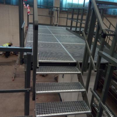 Access platforms