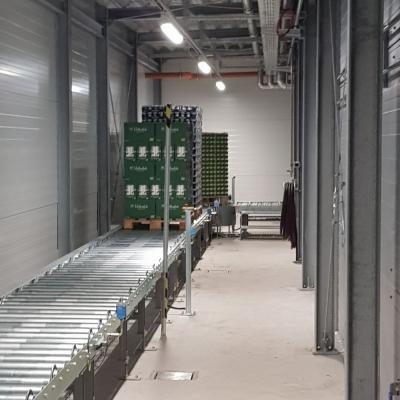 Steel substructure for enclosure